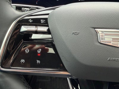 2025 Cadillac OPTIQ Luxury 2