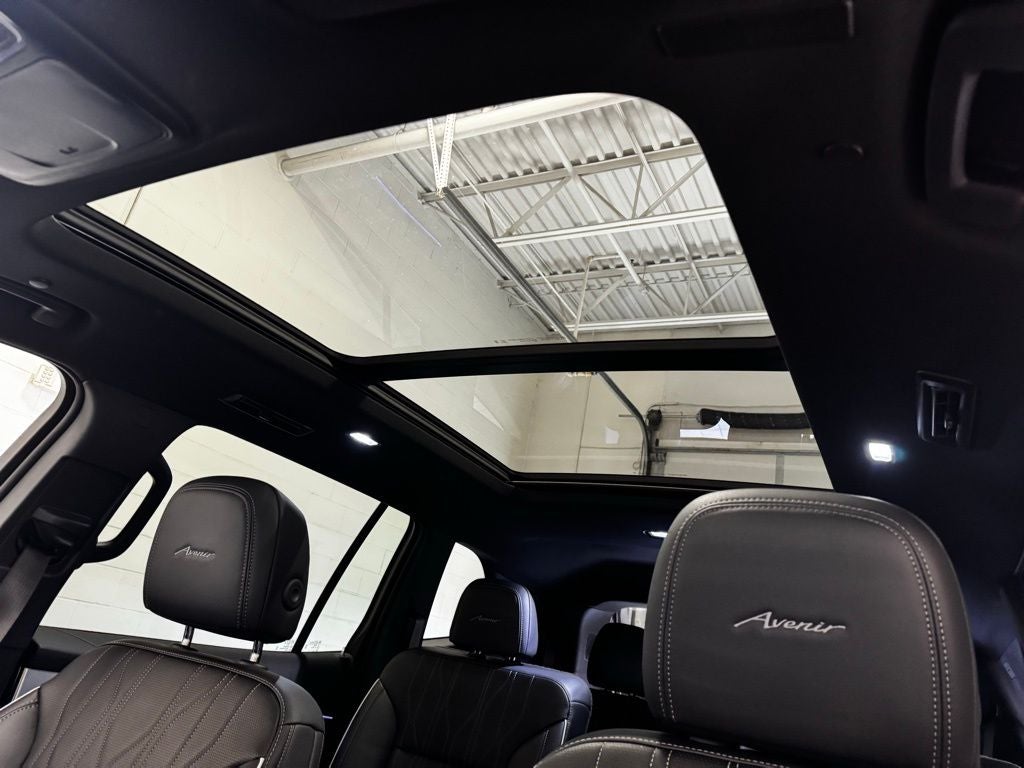 2025 Buick Enclave Avenir