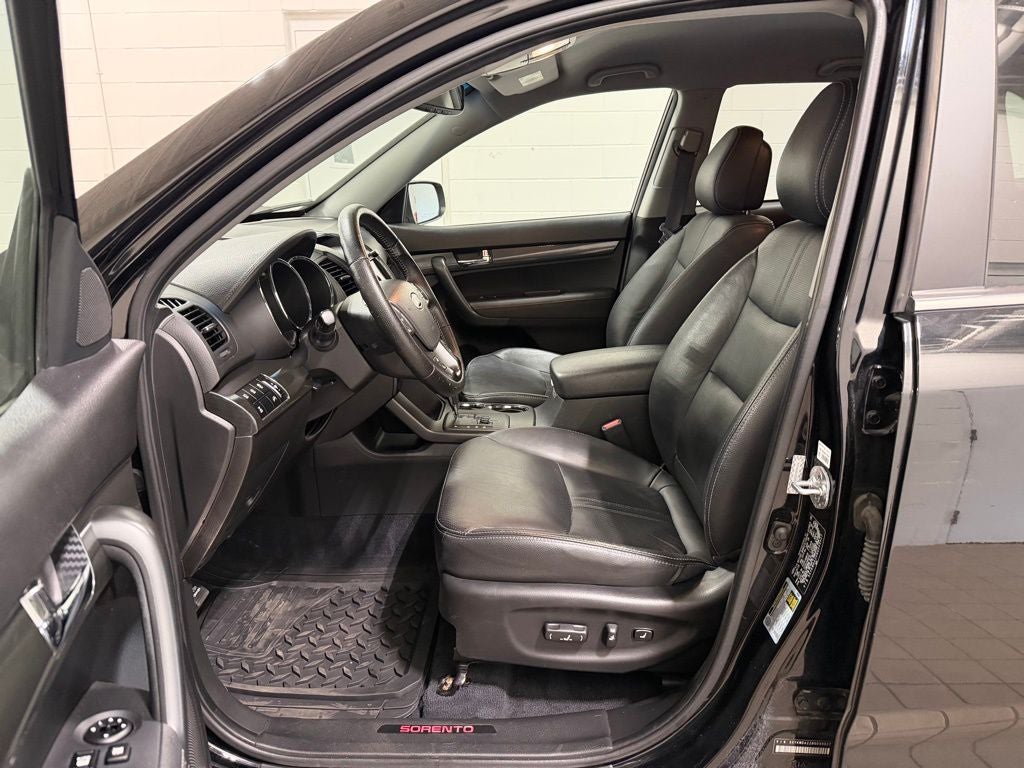 2011 Kia Sorento SX