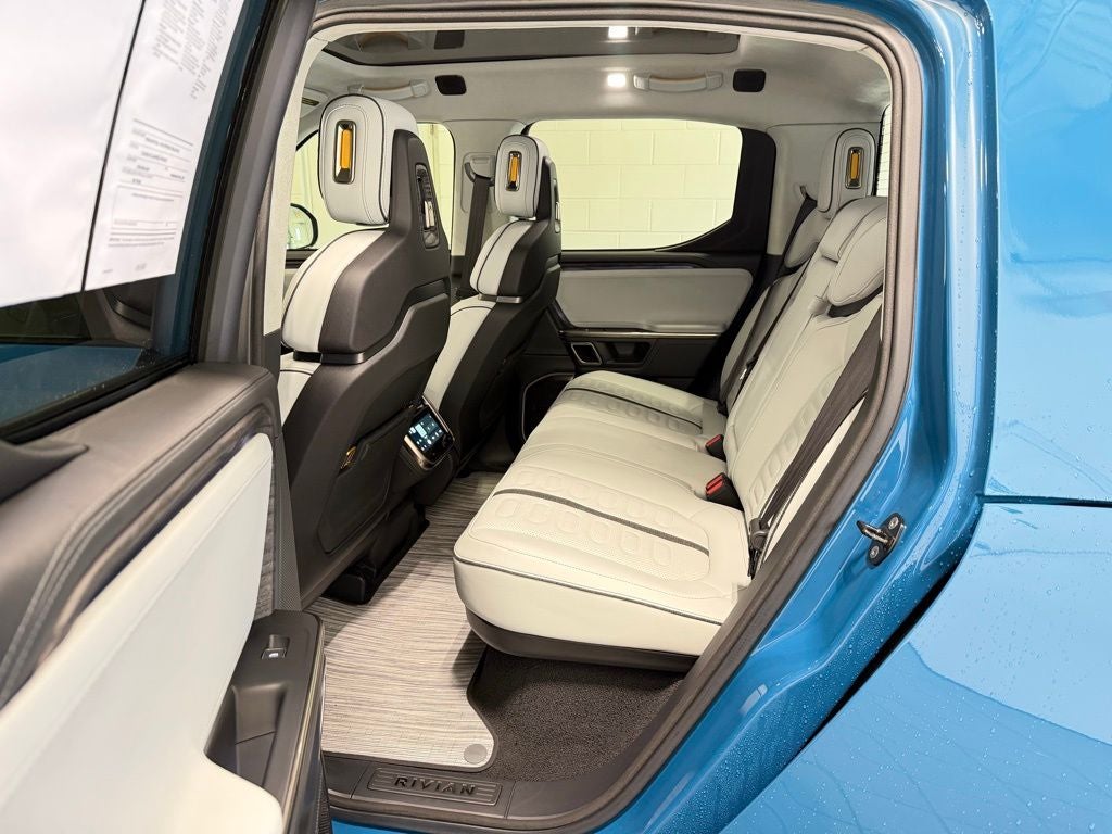 2022 Rivian R1T Adventure