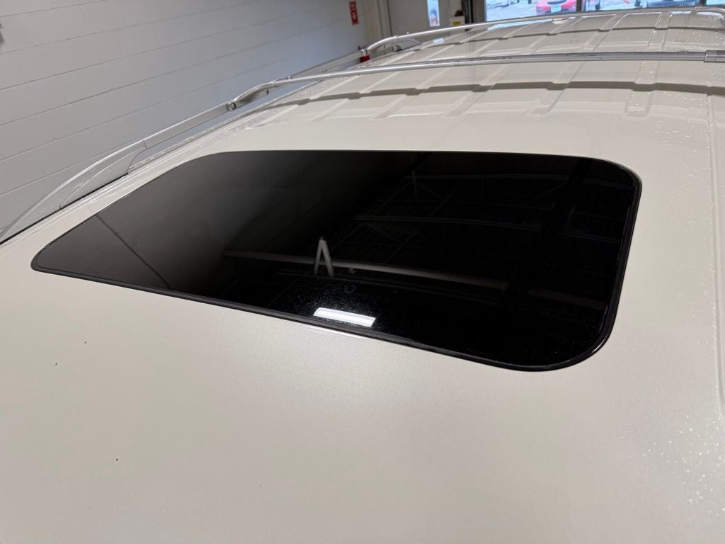 2017 INFINITI QX80 Signature Edition