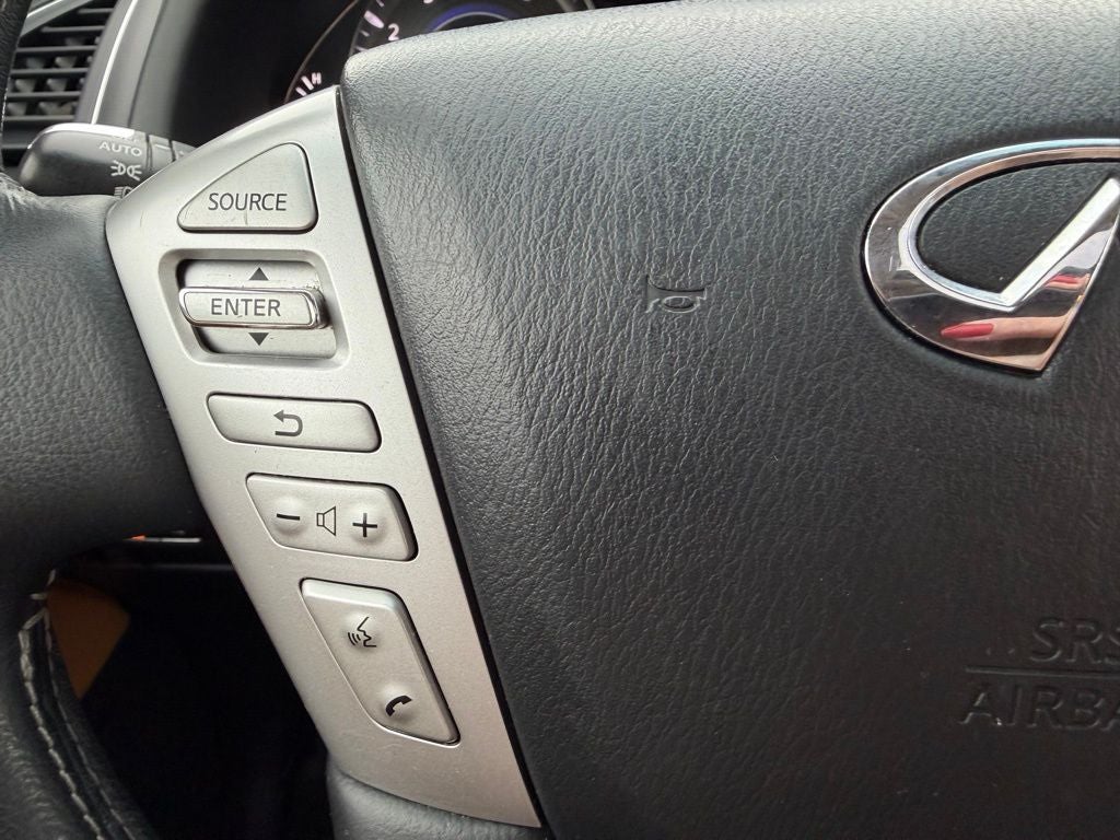 2017 INFINITI QX80 Signature Edition