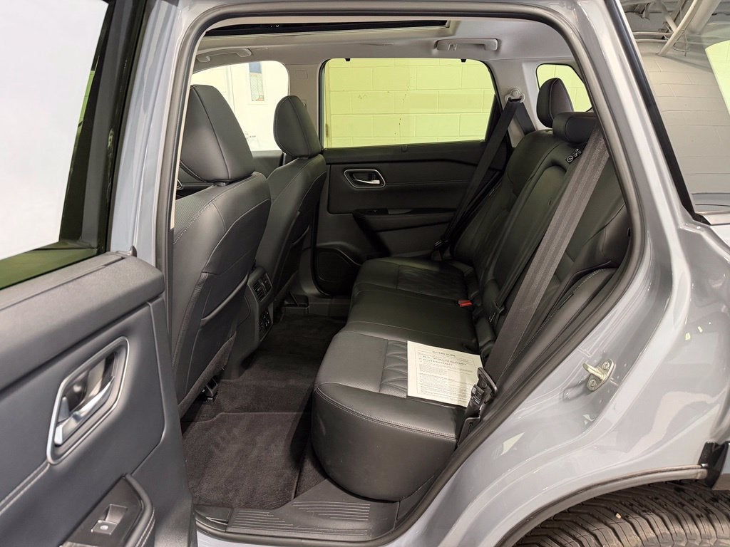 2024 Nissan Rogue Platinum