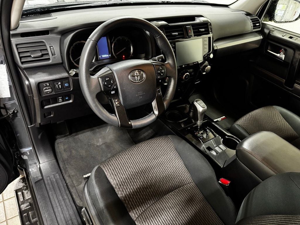 2024 Toyota 4Runner TRD Off-Road