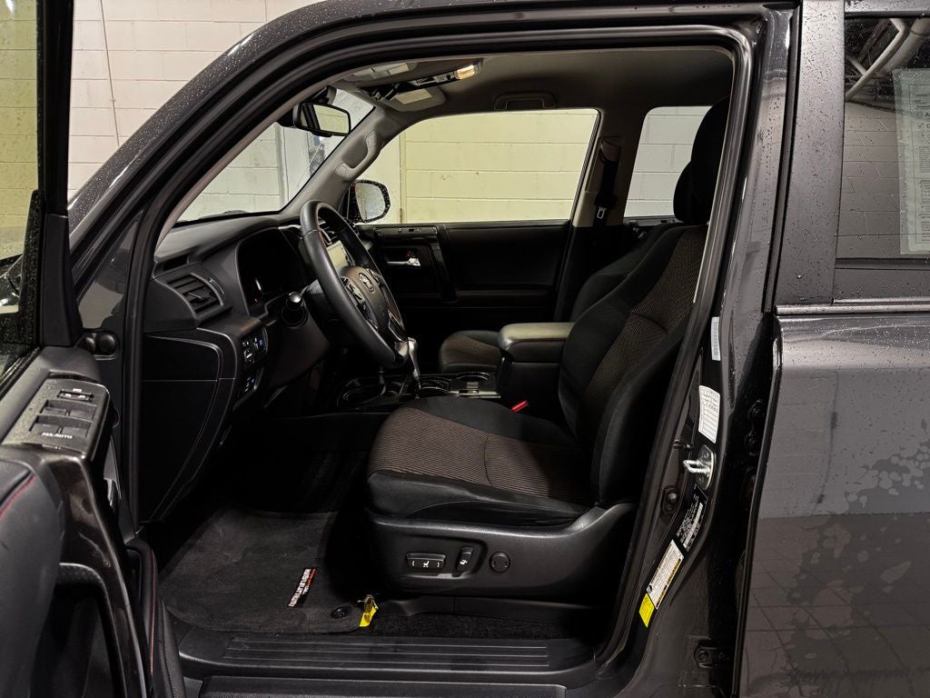 2024 Toyota 4Runner TRD Off-Road