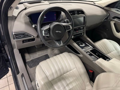 2019 Jaguar F-PACE 30t Portfolio