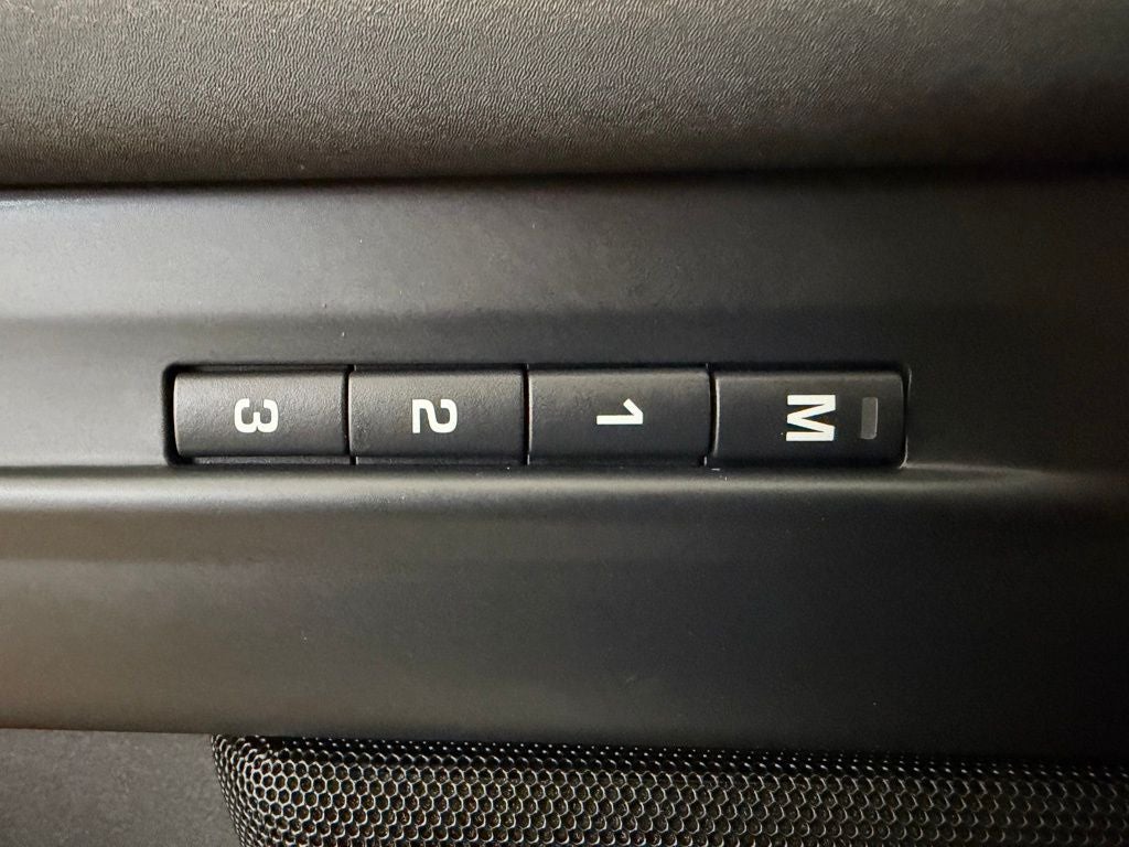 2020 Land Rover Range Rover Evoque R-Dynamic SE