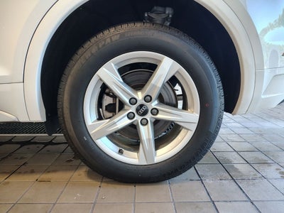 2023 Audi Q5 40 Premium quattro