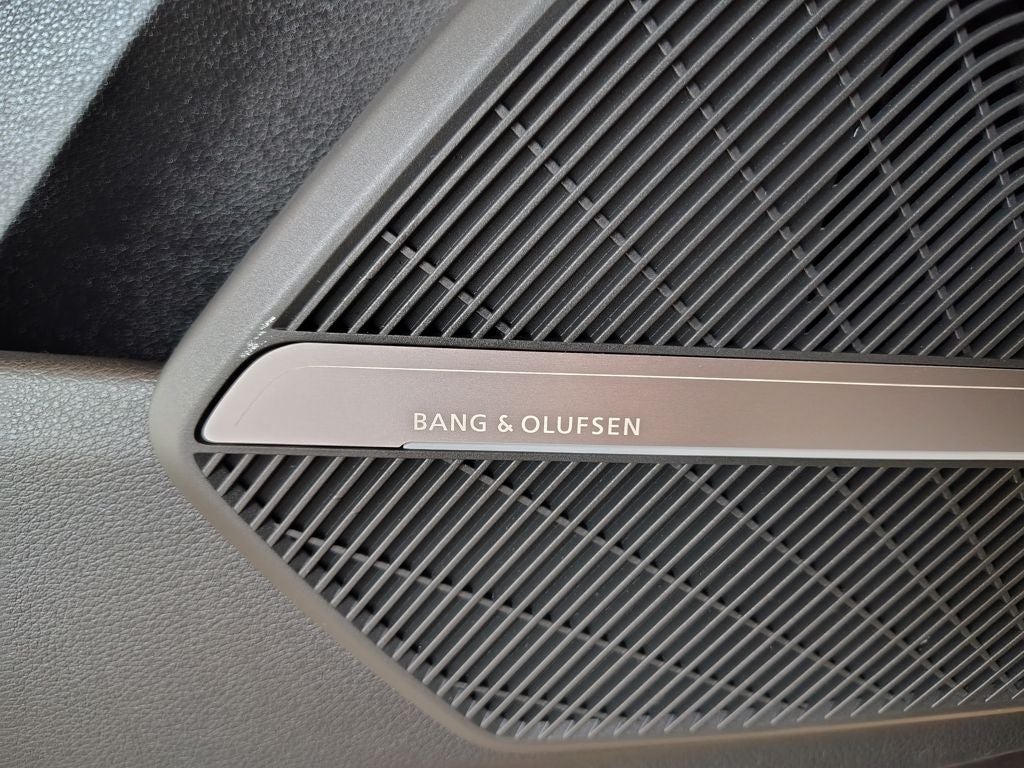 2023 Audi SQ5 Premium Plus quattro