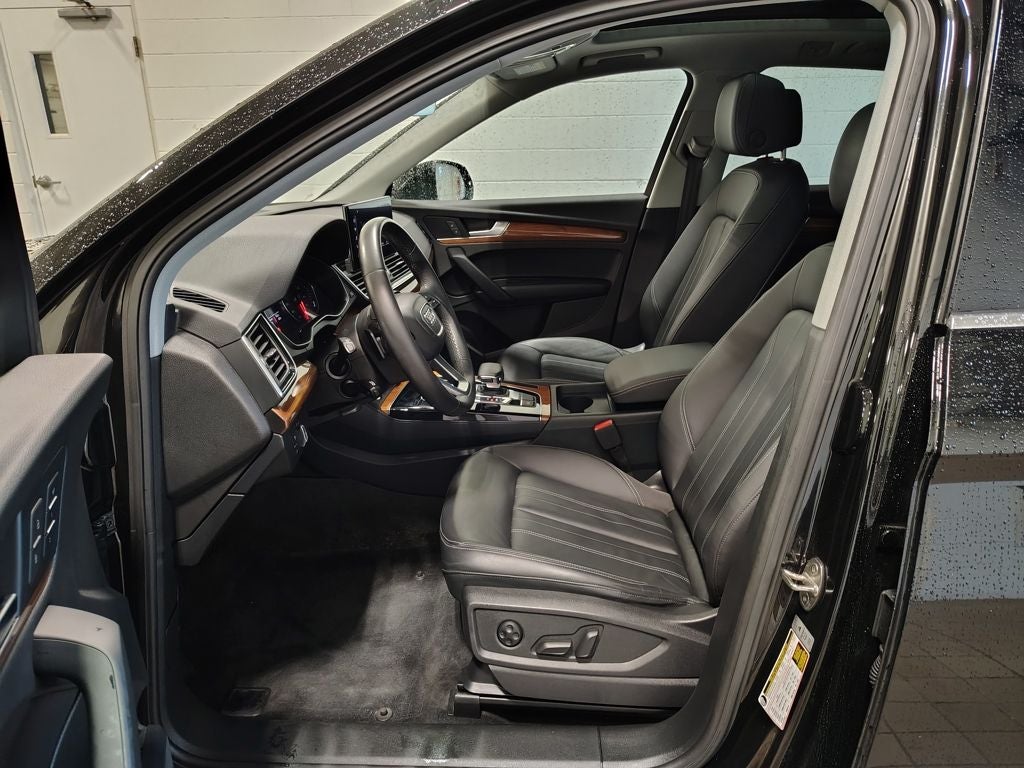 2023 Audi Q5 45 S line Premium quattro