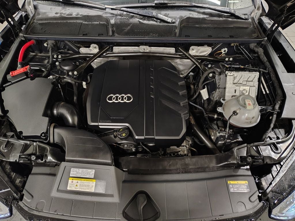 2023 Audi Q5 45 S line Premium quattro
