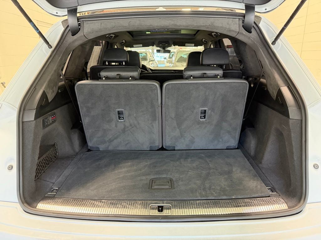 2020 Audi Q7 55 Prestige quattro