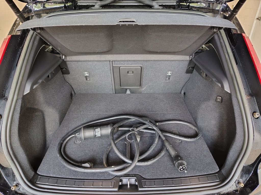 2023 Volvo XC40 Recharge Pure Electric Twin Plus